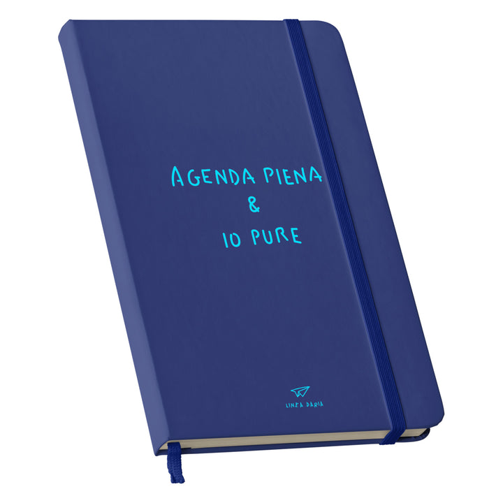 Taccuino Agenda piena dell'album Linea Taccuini di Linea Daria: copertina soft touch in 8 colori, con chiusura e segnalibro coordinati