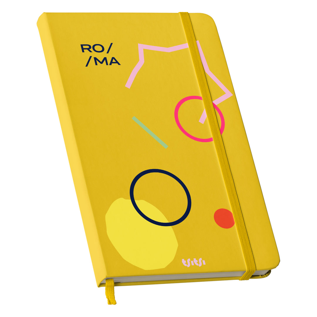 Taccuino ROMA dell'album Mapperó di TSITSI CONCEPT: copertina soft touch in 8 colori, con chiusura e segnalibro coordinati