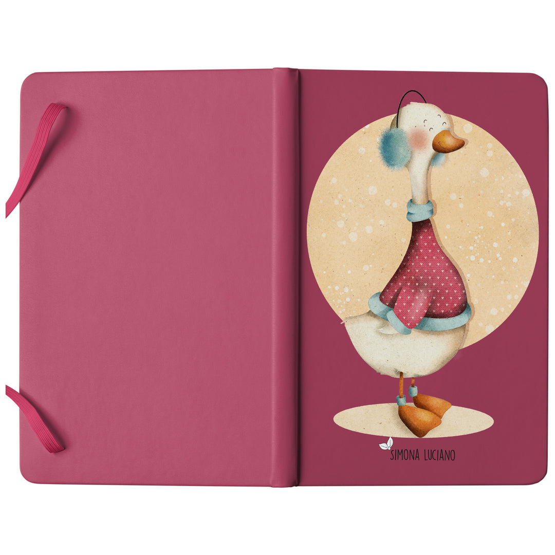 Taccuino Papera dell'album Wonderland di Simona Luciano: copertina soft touch in 8 colori, con chiusura e segnalibro coordinati