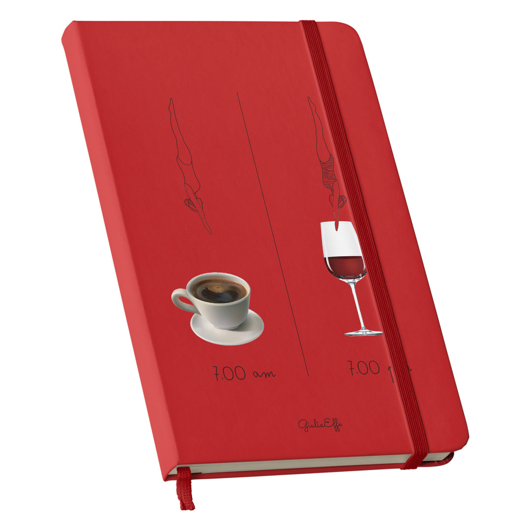 Taccuino 7 am 7 pm dell'album Creatività su carta di GiuliaEffe: copertina soft touch in 8 colori, con chiusura e segnalibro coordinati