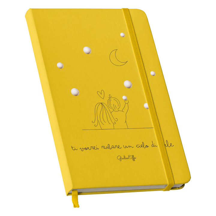 Taccuino Un cielo di perle dell'album Creatività su carta di GiuliaEffe: copertina soft touch in 8 colori, con chiusura e segnalibro coordinati