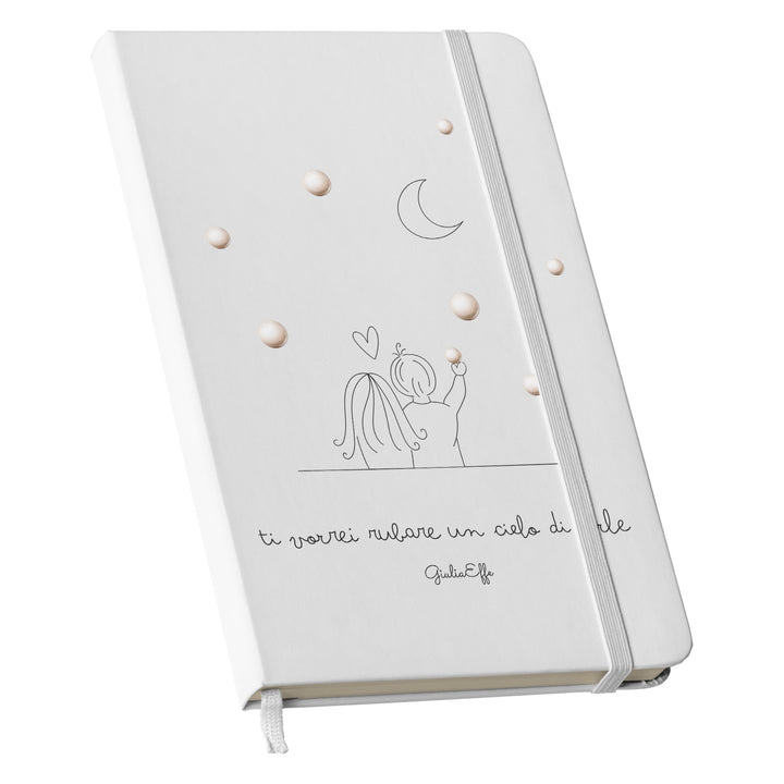 Taccuino Un cielo di perle dell'album Creatività su carta di GiuliaEffe: copertina soft touch in 8 colori, con chiusura e segnalibro coordinati
