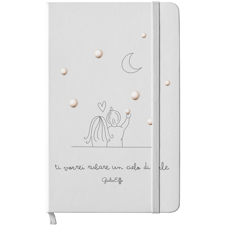 Taccuino Un cielo di perle dell'album Creatività su carta di GiuliaEffe: copertina soft touch in 8 colori, con chiusura e segnalibro coordinati